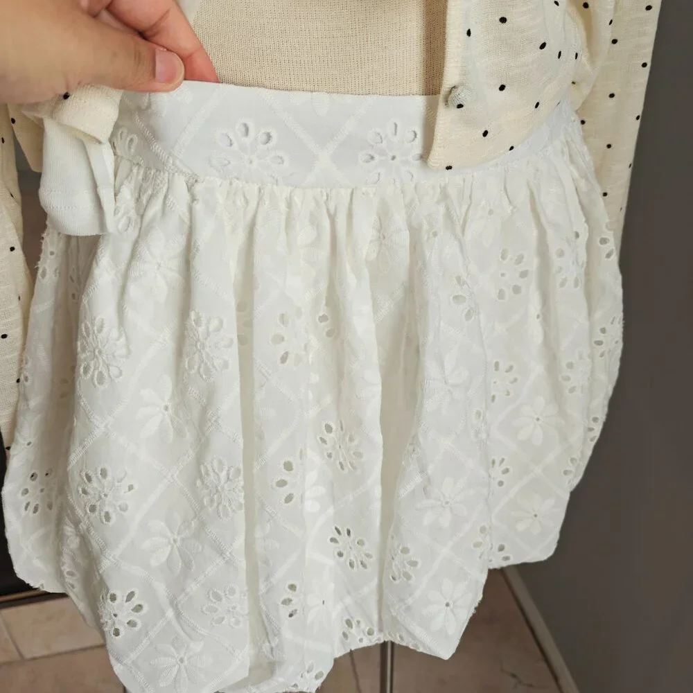 White Cotton Embroidered Skirt